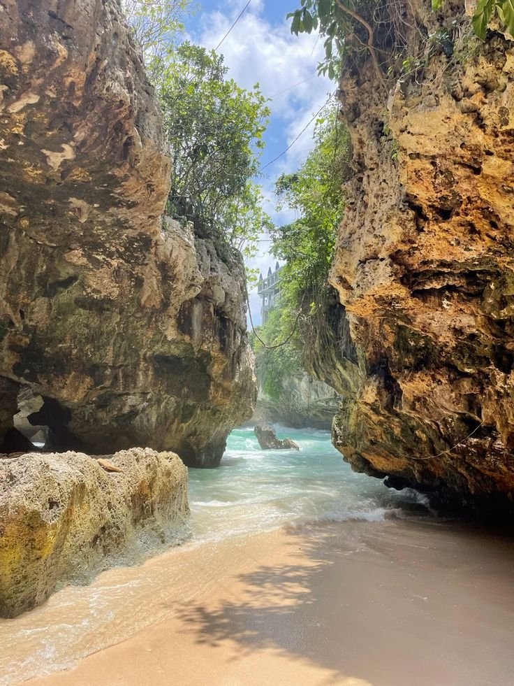 Best of South Bali Beaches & Cliffs